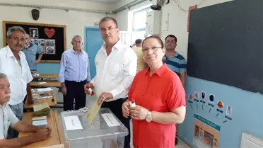 Suvarlı beldesinde oy kullanma işlemi başladı