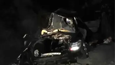 Kamyonla çarpışan otomobilin sürücüsü öldü
