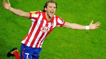 Uruguaylı futbolcu Diego Forlan, 40 yaşında futbolculuk kariyerini noktaladı