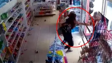 Denizli'de yaşanan depremde vatandaşların korku dolu anları kameraya yansıdı