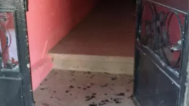 Koruma kararı bulunan eşine zarar verme iddiası