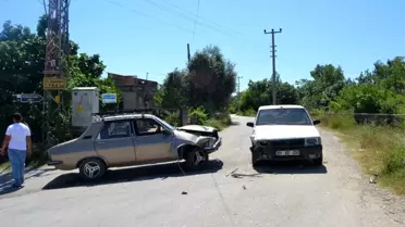 Kozan'da trafik kazası: 2 yaralı