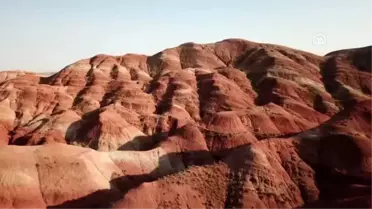'Gökkuşağı Tepeleri' yabancı turistlerden ilgi görüyor