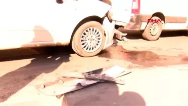 DİYARBAKIR Otomobil, yolcu minibüsüne çarptı: 5 yaralı