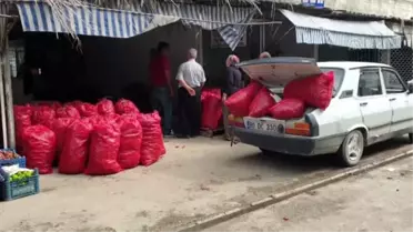 Çukurova'da biber salçası hazırlığı