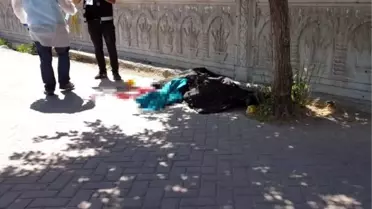 Eşini 'boşanalım' bahanesi ile çağırıp öldürmüş