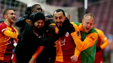 Galatasaray, Kostas Mitroglou'nu PSV'ye kiraladı