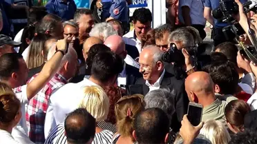 Kılıçdaroğlu'na Edremit'te zeytinyağı ve zeytin ağacı hediye edildi