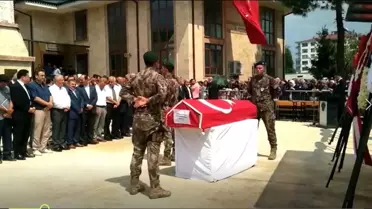 Şehit Özel Harekat polisi son yolculuğuna uğurlandı