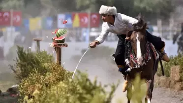 Atlı spor oyunlarından objektiflere takılan eşsiz kareler