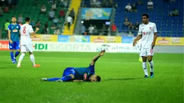 El kabir'in sağ ayak fibula kemiği kırıldı