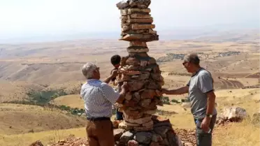 'kulluk' geleneğinin sürdürüldüğü köye 'semah' heykeli
