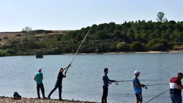Hayrabolu'da balık tutma yarışması