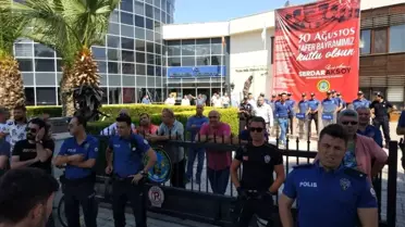 Menemen'de pazarcıların krizi büyüyor