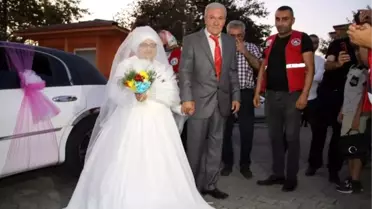 Mutluluğu huzurevinde buldular