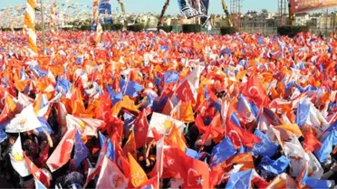 Eski bakan Nihat Ergün, AK Parti'den istifa ettiği yönündeki iddiaları yalanladı