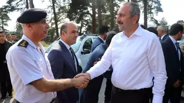 Adalet Bakanı Gül, Aladağ Gençlik Kampı'nı ziyaret etti