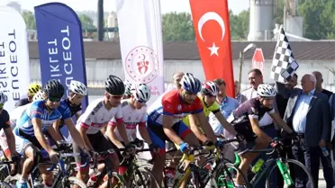 Bisikletçiler, Kastamonu Entegre'nin 50. yıl şenliğinde yarıştı