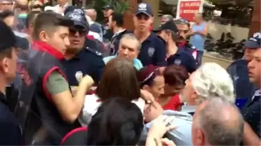 İzmir'de hdp'lilerin kayyum protestosuna 3 gözaltı
