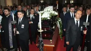 Ünlü işkembeci apik toprağa verildi