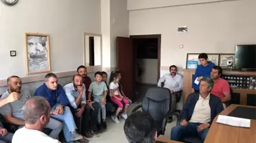 Kangal'da kapanan okullar velileri harekete geçirdi