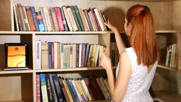 Akademinin tercihi Ataol Behramoğlu Kitaplığı