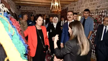 Vali Akbıyık. KSPK heyeti Çukurca'yı ziyaret etti