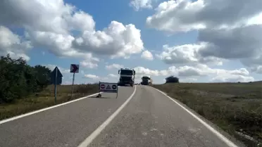 Akçaova yolu bakımdan geçirildi