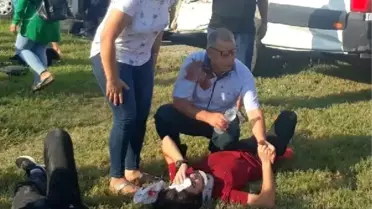 Öğrenci servisi ile kamyon çarpıştı: 22 yaralı (2)