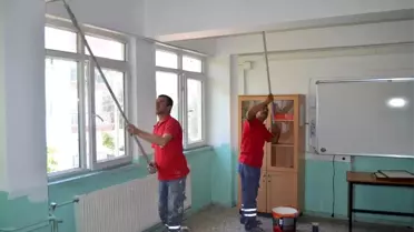 Turgutlu'da okul binalarına yenileme