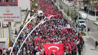 Hakkari'de teröre tepki yürüyüşü
