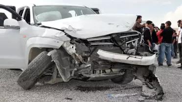 Hakkari'de 3 ayrı trafik kazası: 4 yaralı