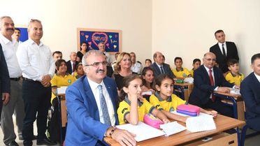 Yeni eğitim öğretim yılı için tören düzenlendi