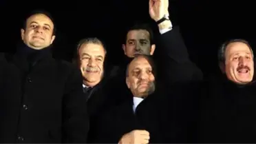 AYM : Dört bakan için kurulan yolsuzluk soruşturma komisyonuna yayın yasağı hak ihlalidir