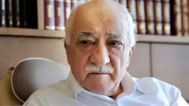 FETÖ'cü Fuat Avni HDP önündeki acılı ailelere dil uzattı