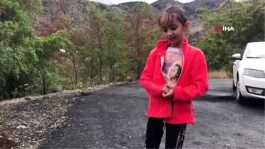 Minik Zeynep'in çöp feryadı