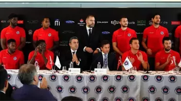 Bahçeşehir Koleji yeni transferlerini basına tanıttı
