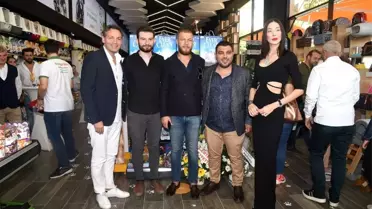 Ece Gürsel ölen köpeğinin dövmesini yaptırdı