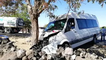 Kayseri'de minibüs ile otomobil çarpıştı: 5 yaralı