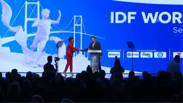 Pakdemirli: '2002 yılına göre büyükbaş hayvan sayısında yüze 74, küçükbaş hayvan sayısında yüzde 44...