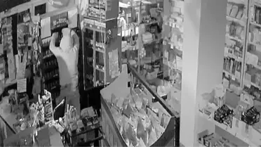 7 dakikada 35 bin liralık soygun kamerada