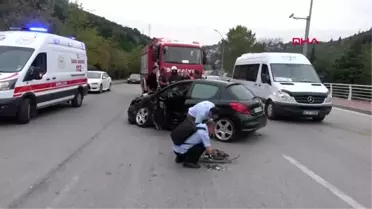 Emniyet kemerini arkadan takan sürücü kazada yaralandı