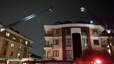 Yeşilköy'de lüks bir sitede çatı yangını