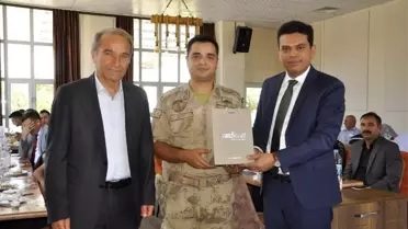 Arguvan İlçe Jandarma Komutanı Yusuf Soy için veda yemeği verildi