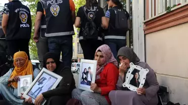 Diyarbakır annelerinin oturma eylemine destek