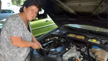 İzmir'in 'turbocu abla'sı azmiyle kadınlara örnek oluyor