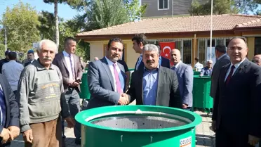 Adıyaman'da ceviz soyma makinesi dağıtıldı