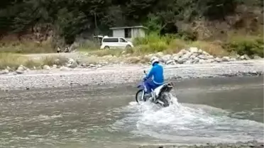 Rize'de adrenalin tutkunları Fırtına Deresi'nde arazi araçları ile böyle eğlendi