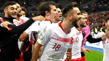 Leicester City'den Çağlar Söyüncü paylaşımı