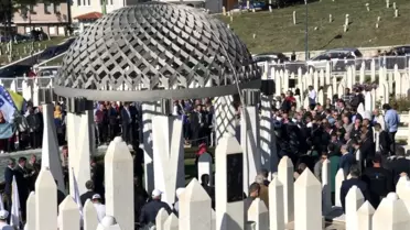 Aliya İzetbegoviç vefatının 16. yılında anılıyor